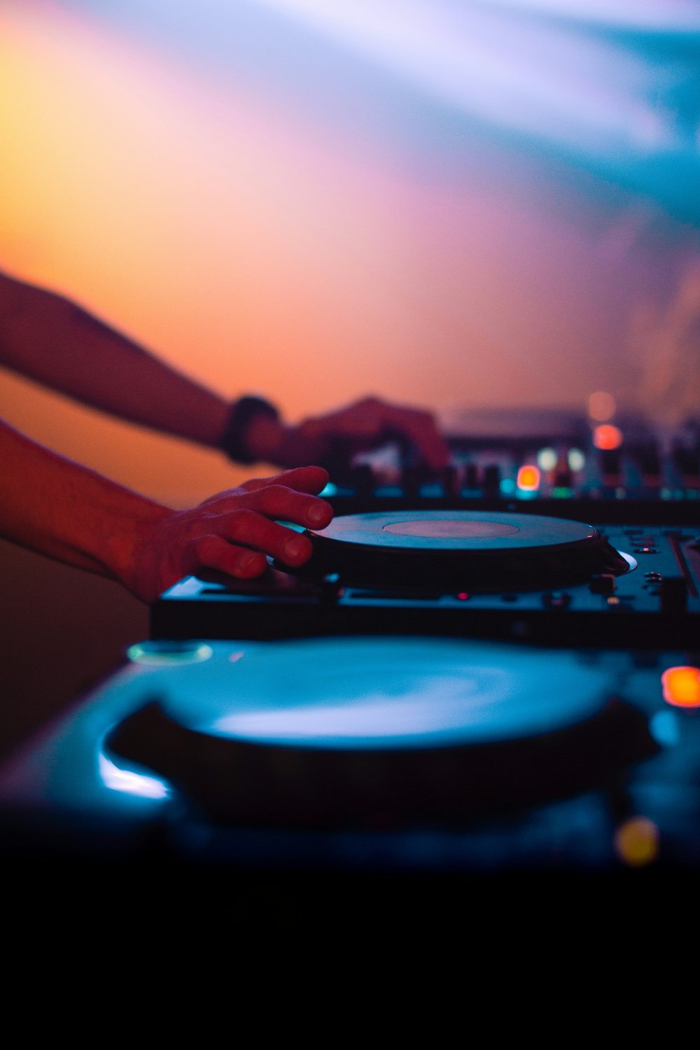 Music on the KANVAS rooftop